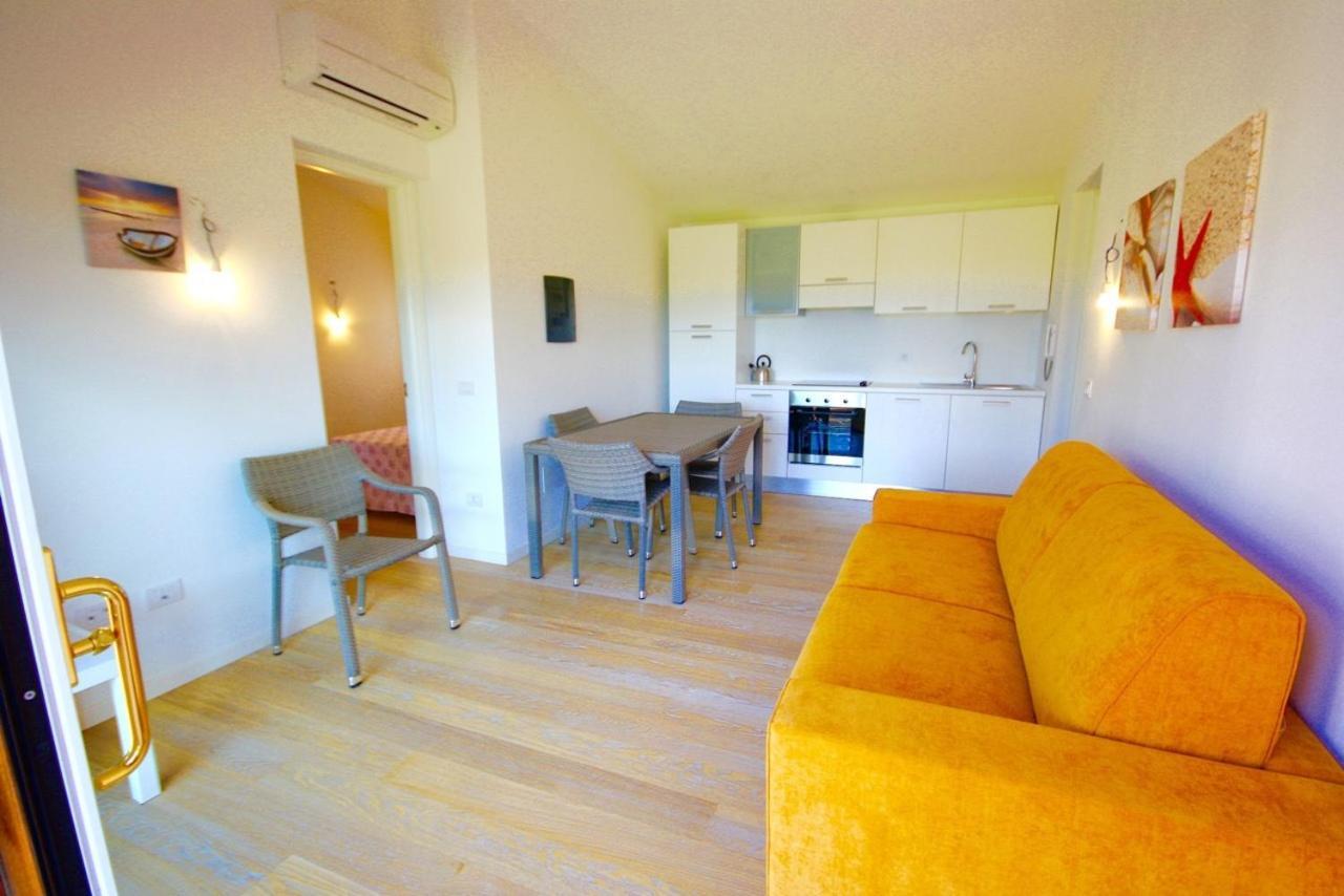 Residenze Dei Fiori Villa Porto Rotondo Kamer foto