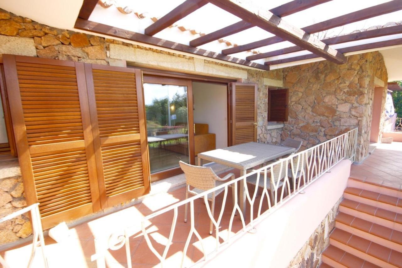 Residenze Dei Fiori Villa Porto Rotondo Kamer foto