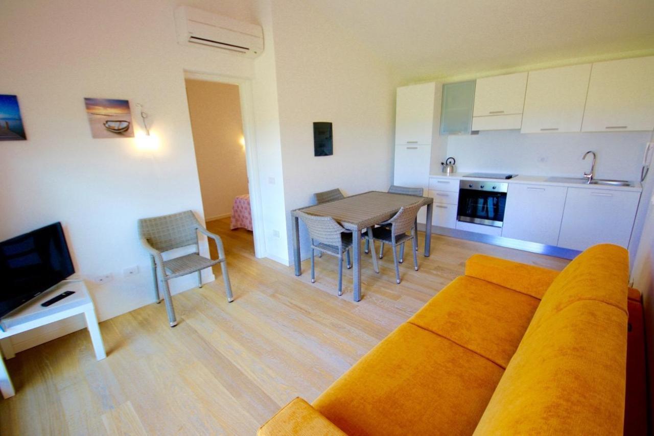 Residenze Dei Fiori Villa Porto Rotondo Kamer foto