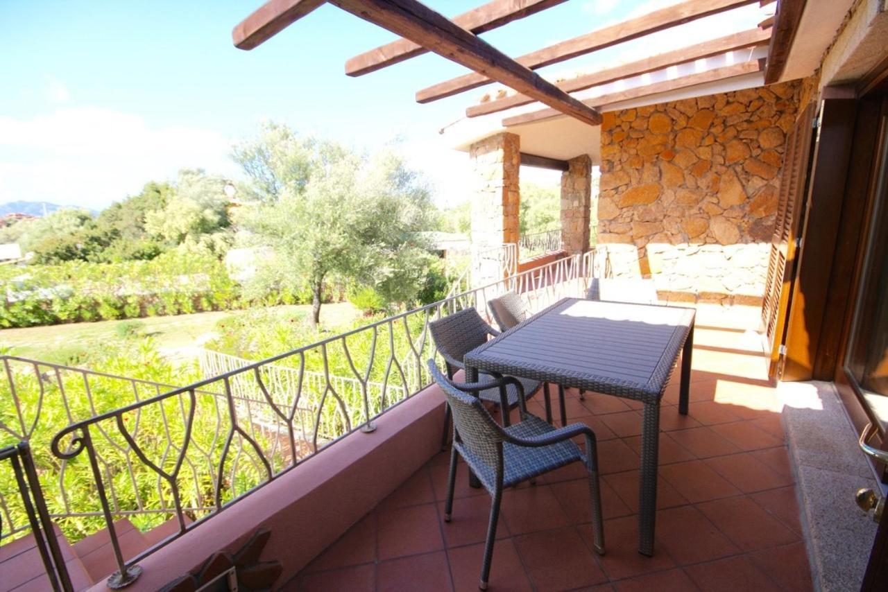 Residenze Dei Fiori Villa Porto Rotondo Kamer foto
