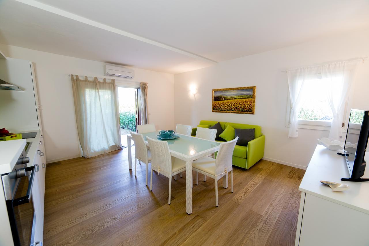 Residenze Dei Fiori Villa Porto Rotondo Buitenkant foto