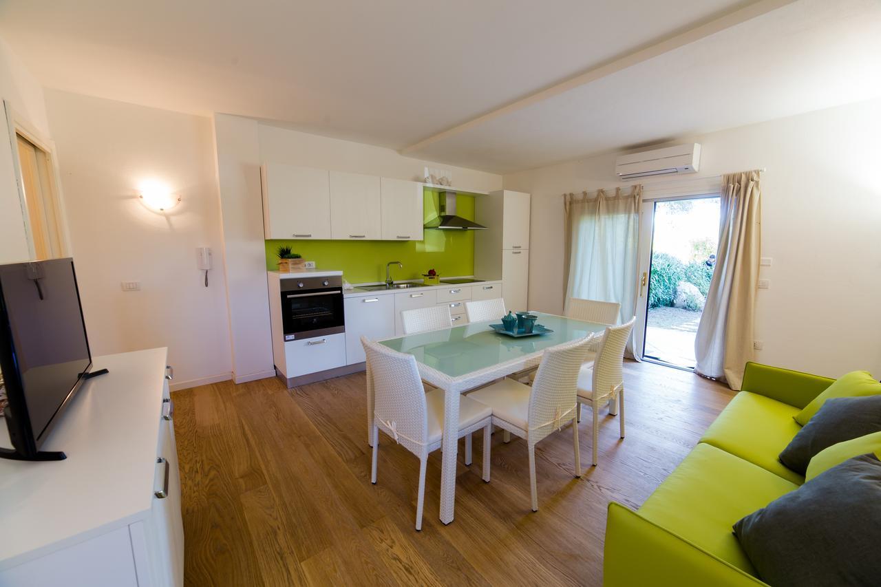 Residenze Dei Fiori Villa Porto Rotondo Buitenkant foto