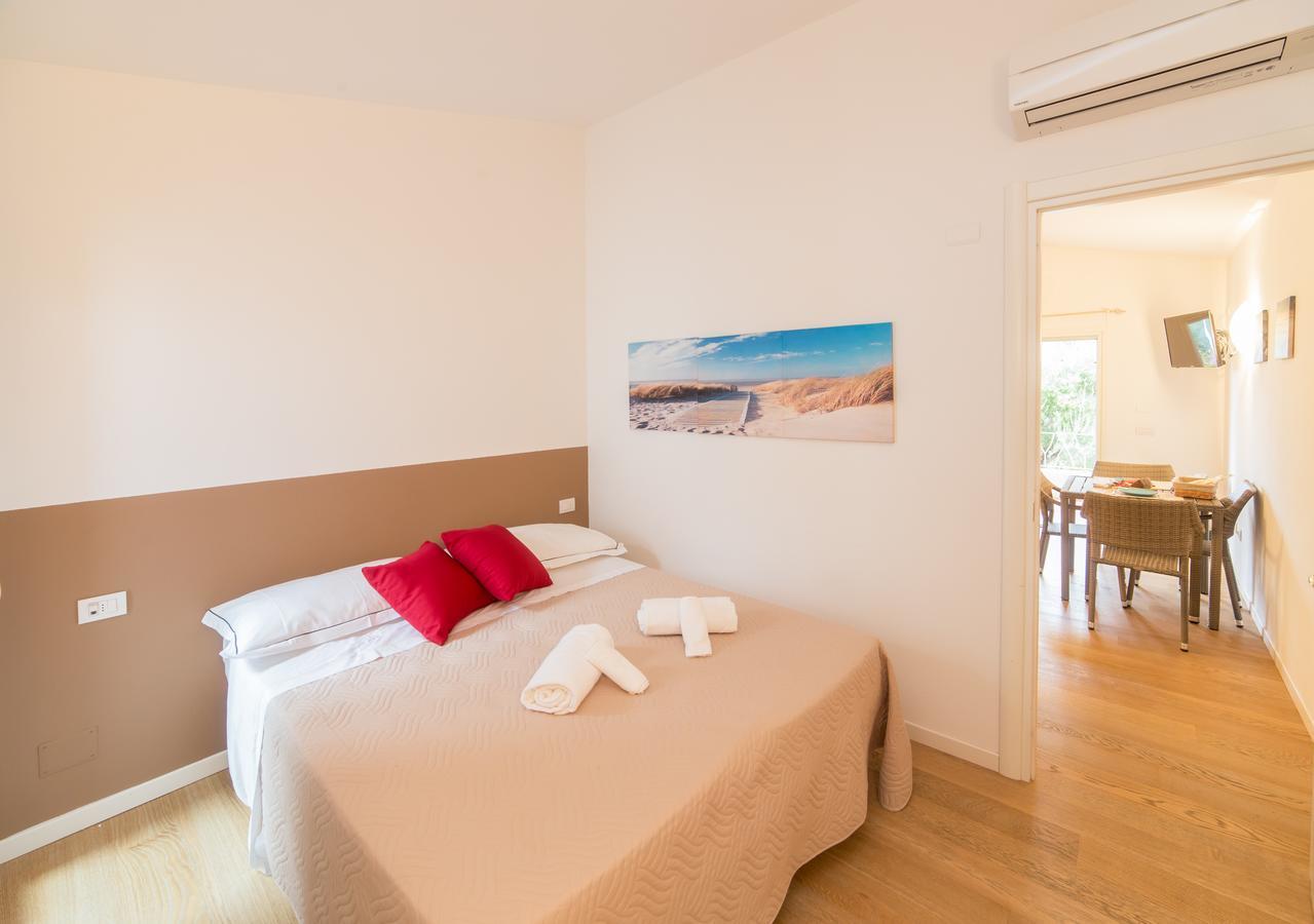 Residenze Dei Fiori Villa Porto Rotondo Buitenkant foto