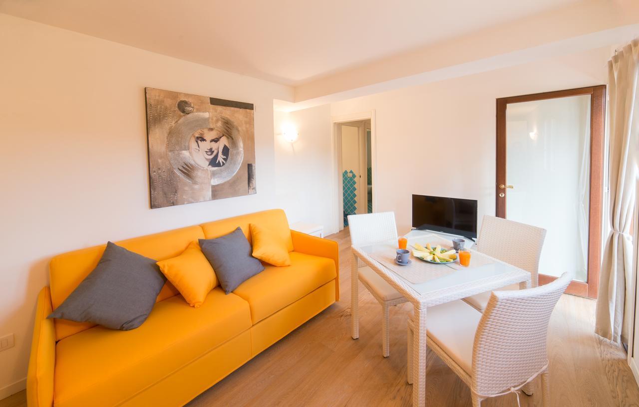 Residenze Dei Fiori Villa Porto Rotondo Buitenkant foto